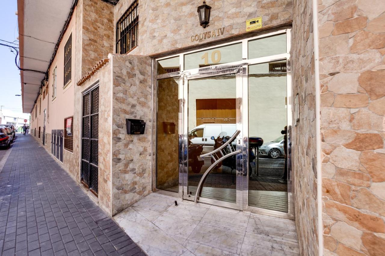 Estudio Joven Pura Torrevieja Bagian luar foto